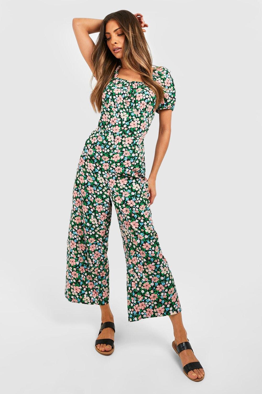 

Комбинезон-кюлот с цветочным рукавом Boohoo, черный