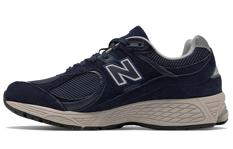 

Кроссовки New Balance 2002, pigment
