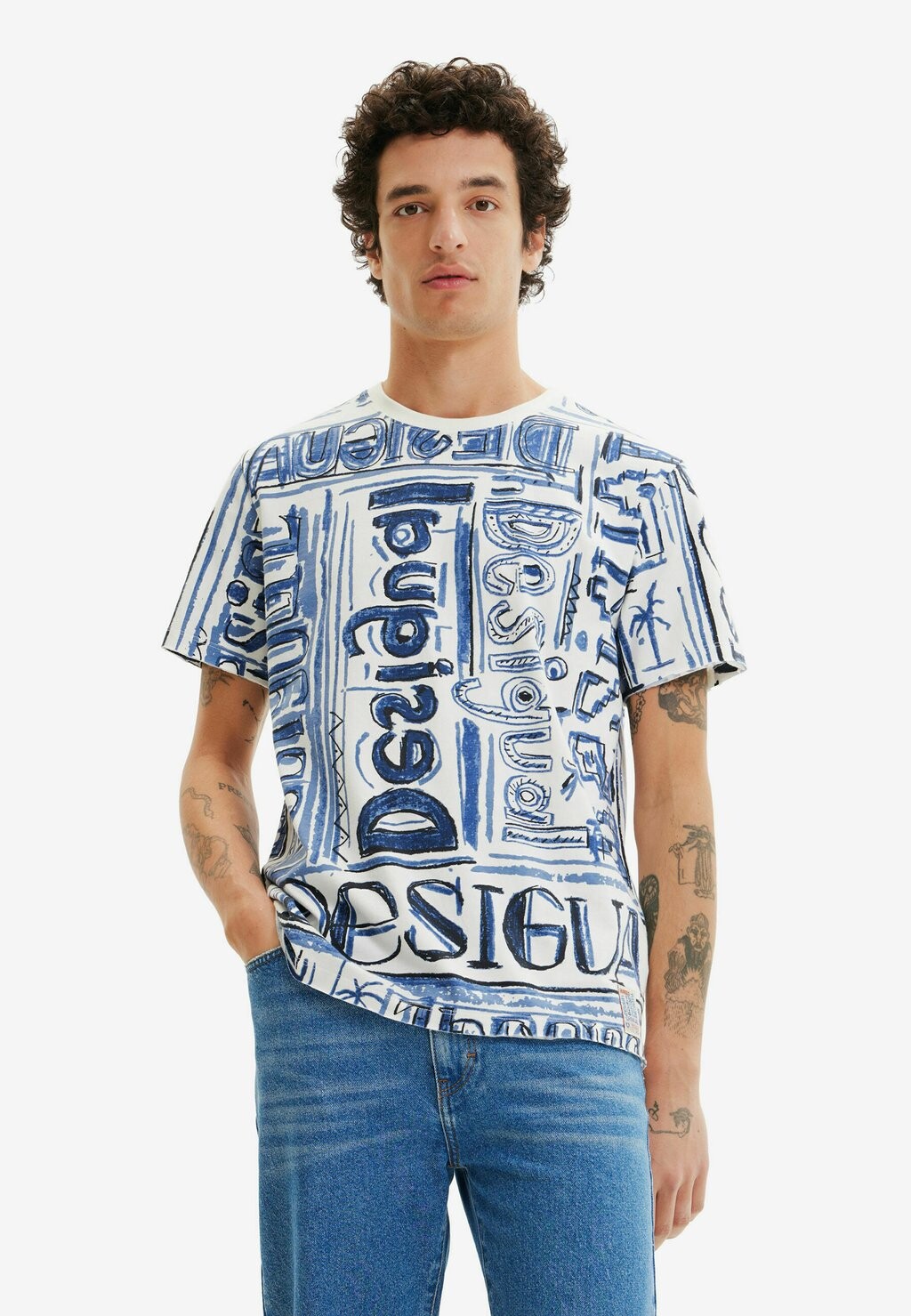 

Футболка с принтом Desigual, белый