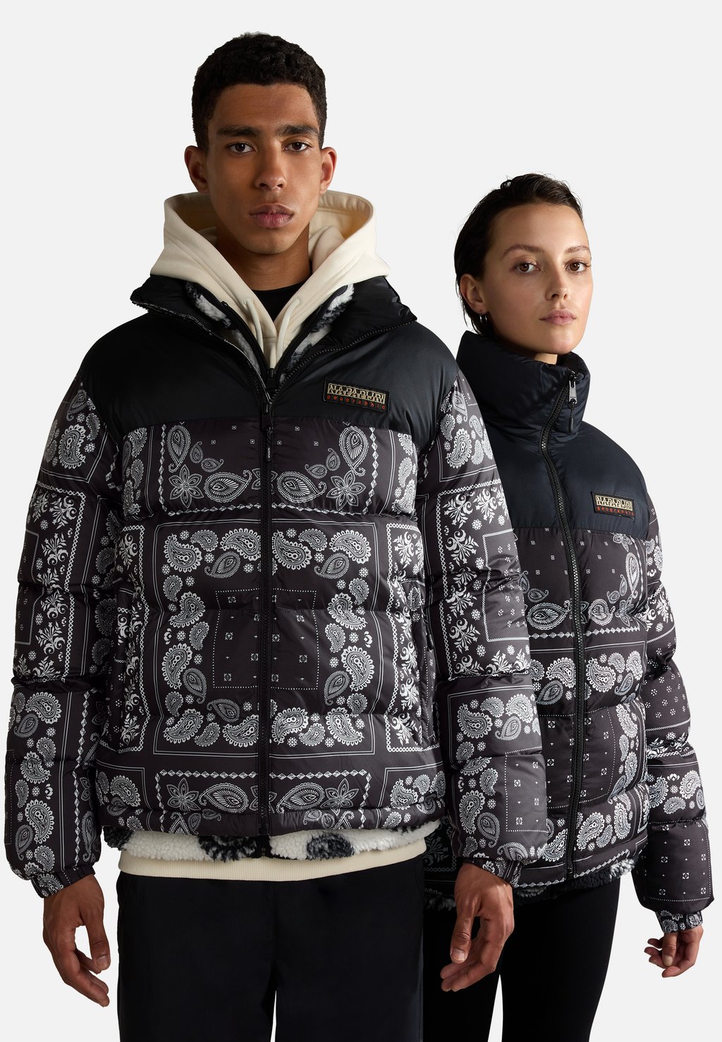 Куртка зимняя HOLIDAY Napapijri, черный aop f5p цена и фото