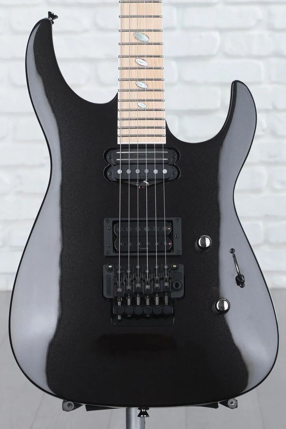 

Гитары Caparison Dellinger Prominence MF - Trans Spectrum Black