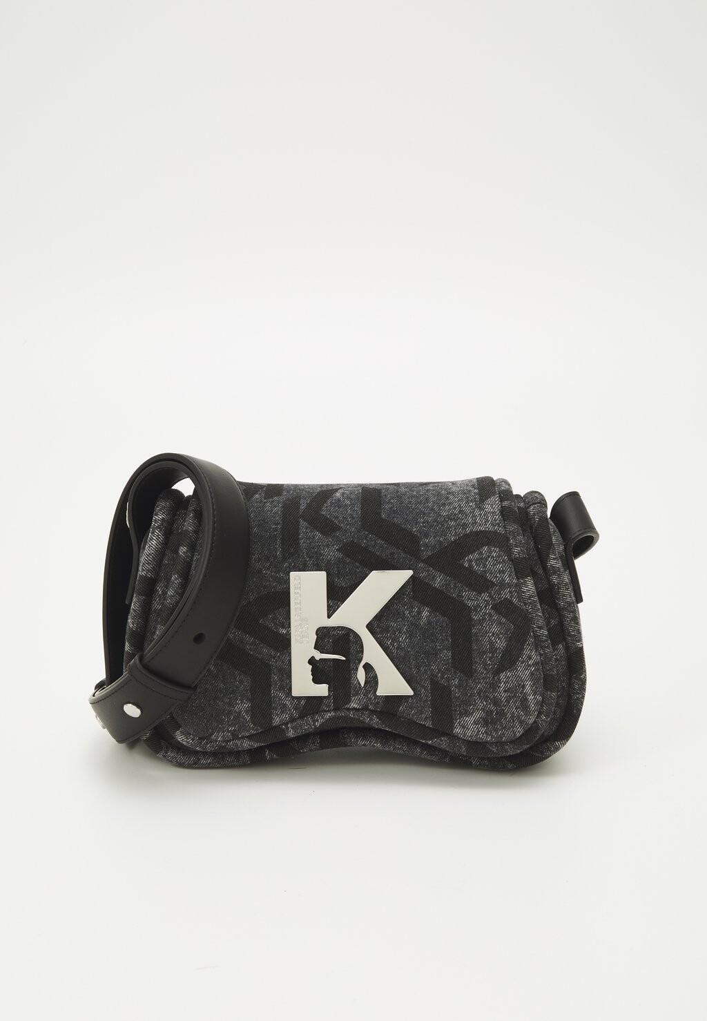 

Сумка Karl Lagerfeld Jeans СОЛНЦЕЗАЩИТНЫЕ ОЧКИ CROSSBODY, цвет washed grey stone