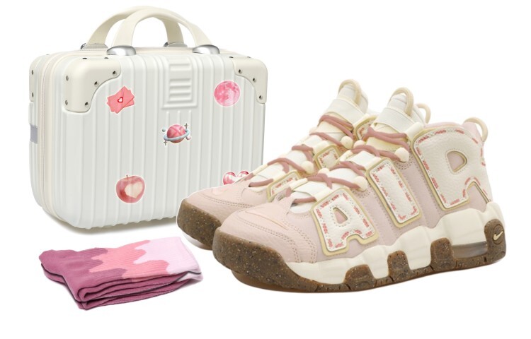 

Женские баскетбольные кроссовки Nike Air More Uptempo Vintage