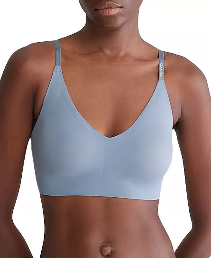 

Бюстгальтер-бралетт с треугольными чашками Invisibles Comfort QF5753 Calvin Klein, синий
