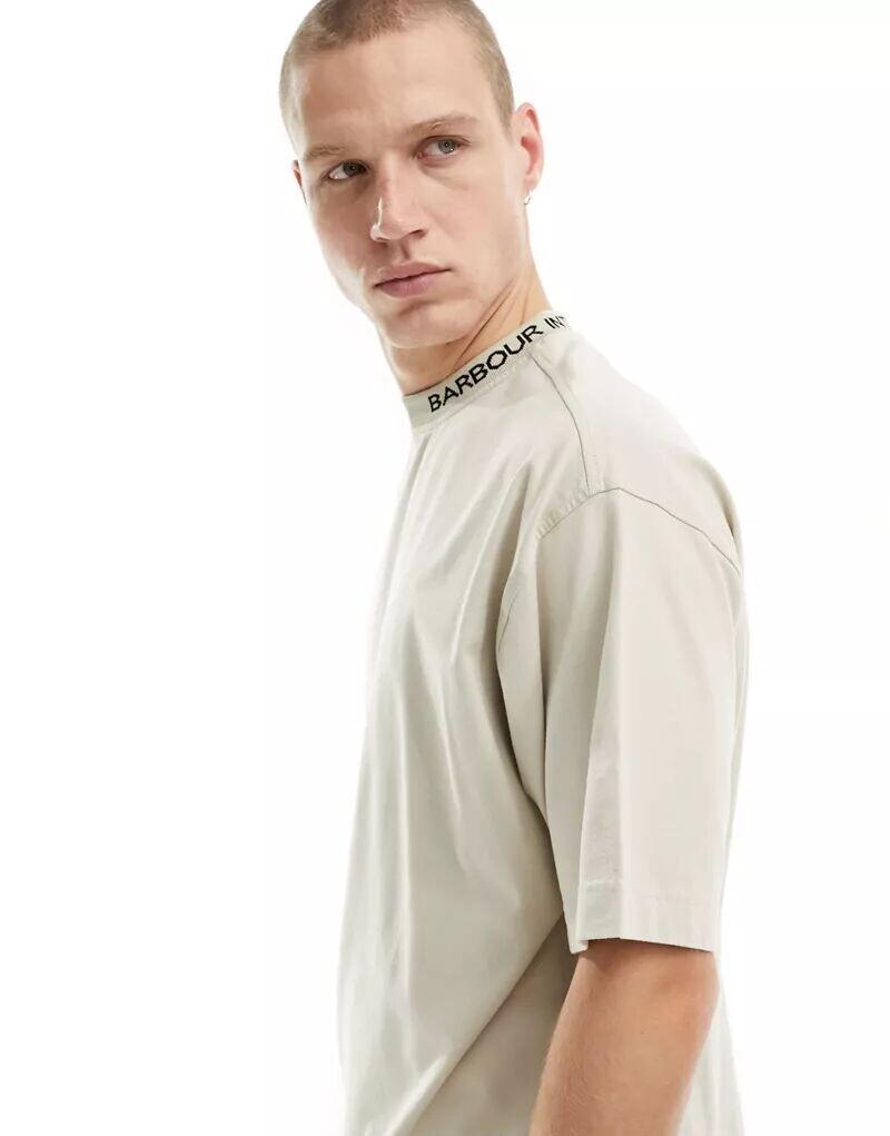 

Белая футболка оверсайз Barbour International Smith