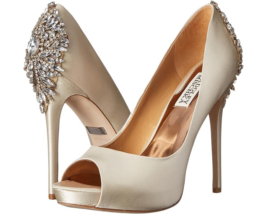 

Туфли Badgley Mischka Kiara, цвет Ivory Satin