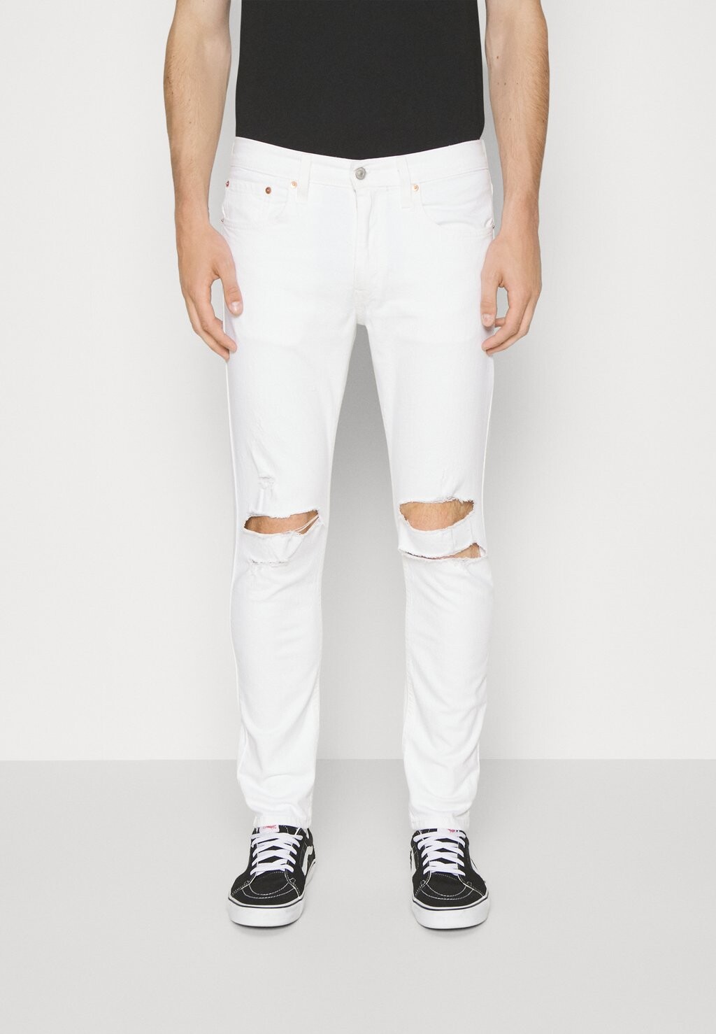 

Джинсы зауженные Levi's