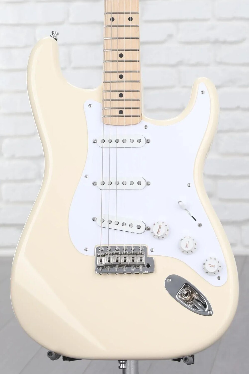 

Fender Jimmie Vaughan Tex-Mex Stratocaster — олимпийский белый цвет с демо-версией кленового грифа