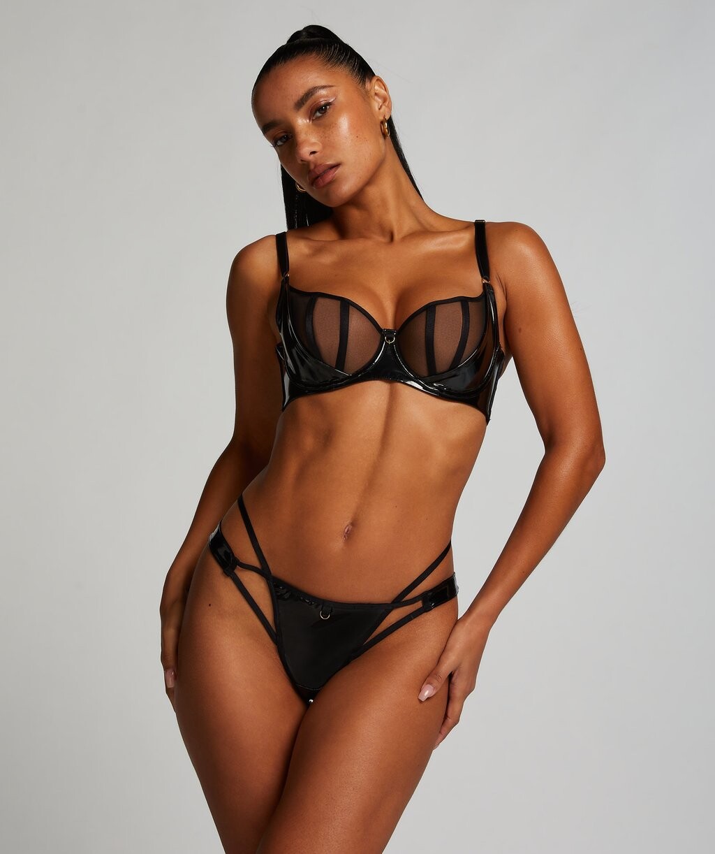 

Бюстгальтер пуш-ап Hunkemöller, черный