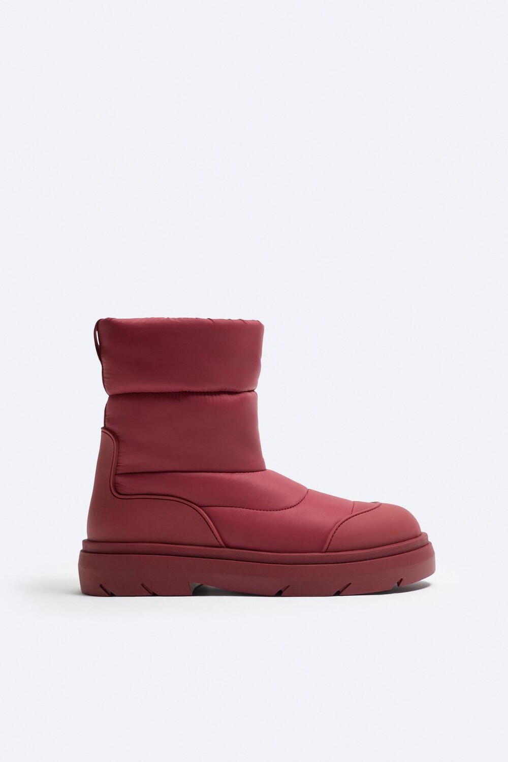 

Стеганые ботинки ZARA, красный