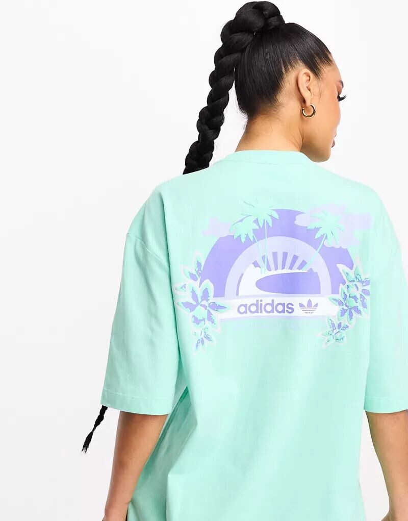 

Зеленая футболка с рисунком adidas Originals