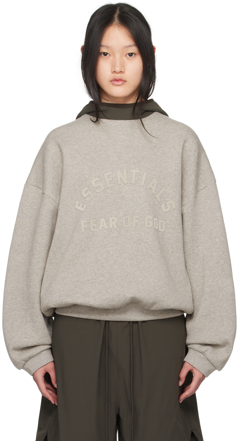 

Серый худи с капюшоном Fear Of God Essentials, цвет Dark oatmeal/Ink