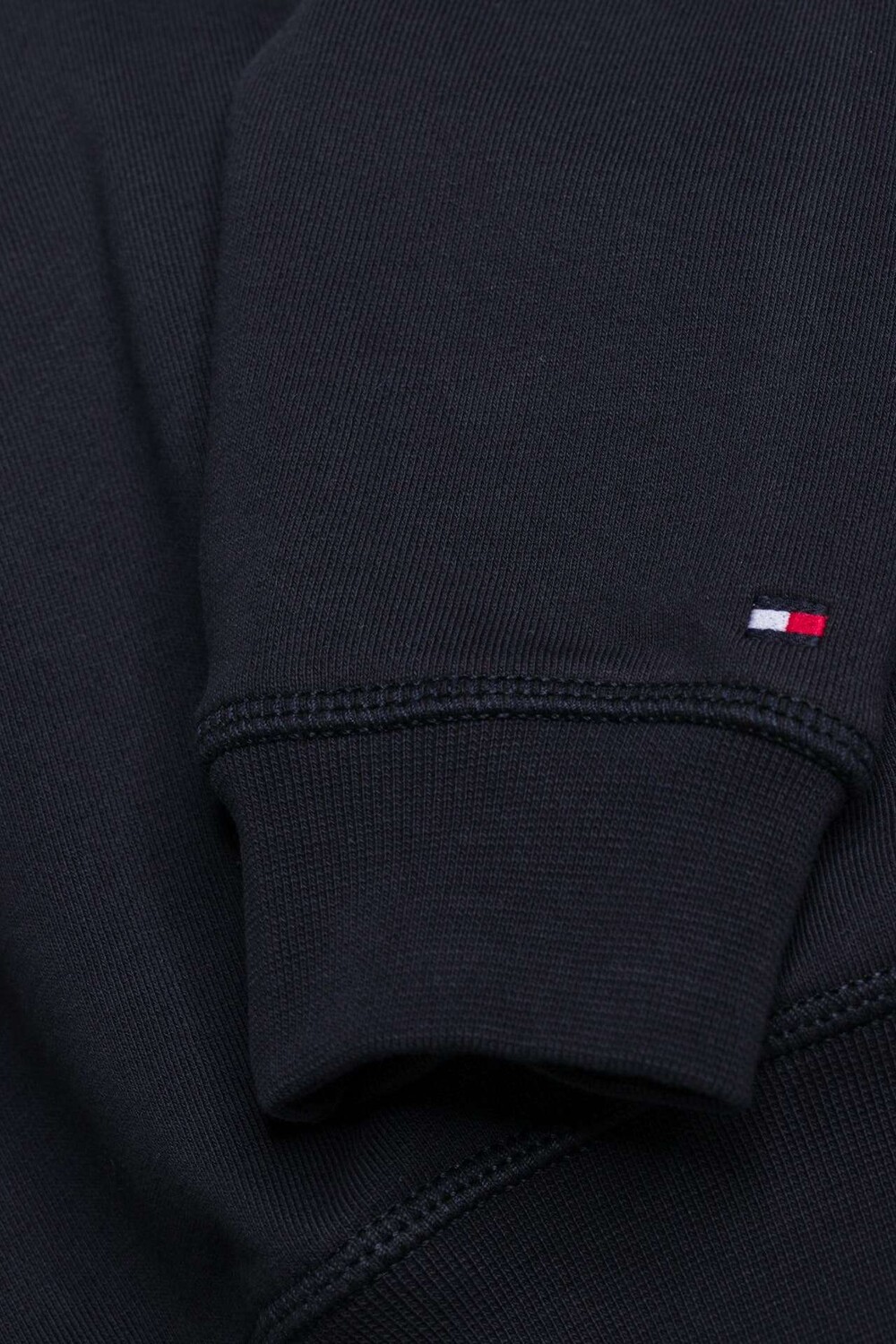 

Ночной синий свитшот Tommy Hilfiger