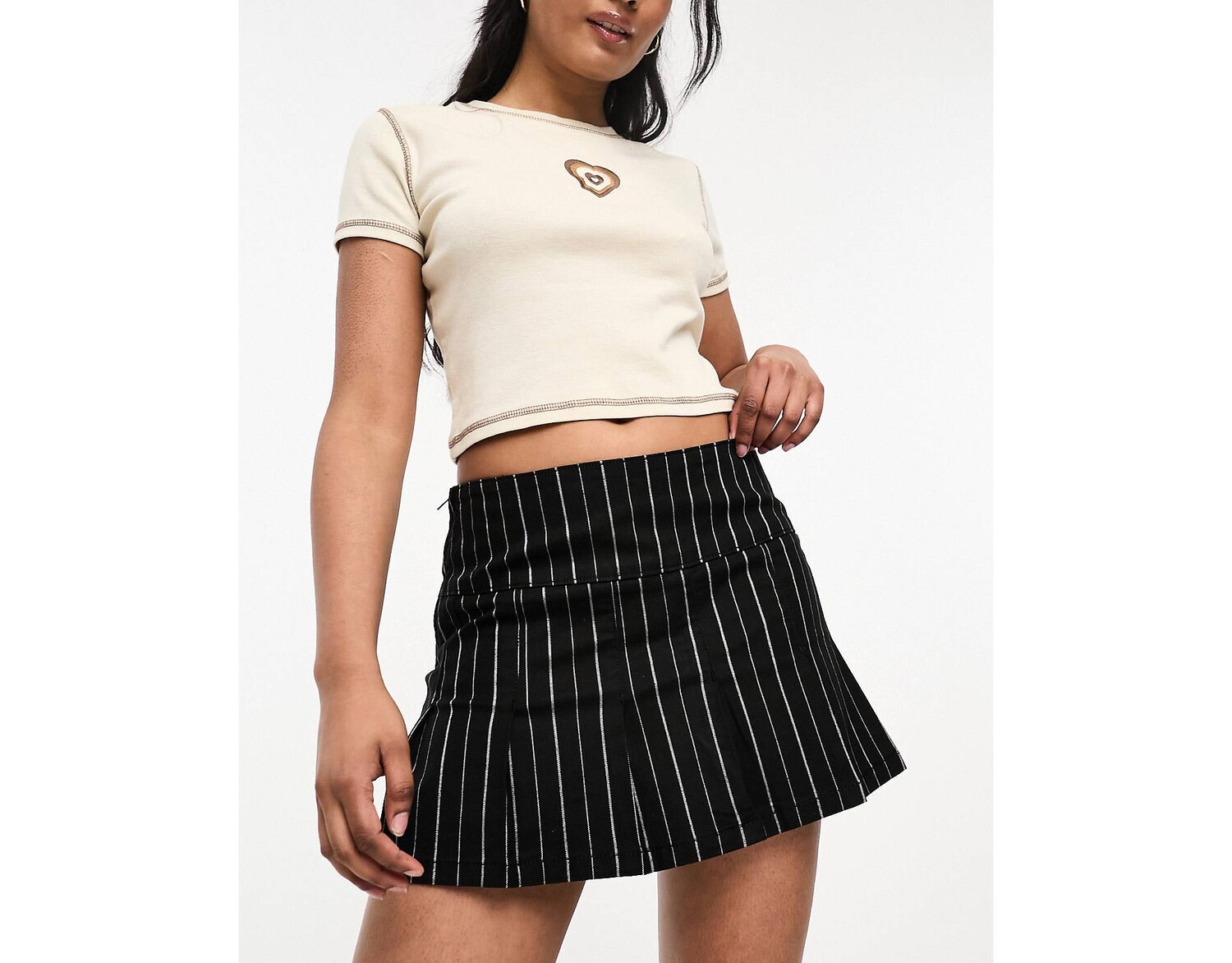 

Плиссированная мини-юбка в полоску ASOS DESIGN