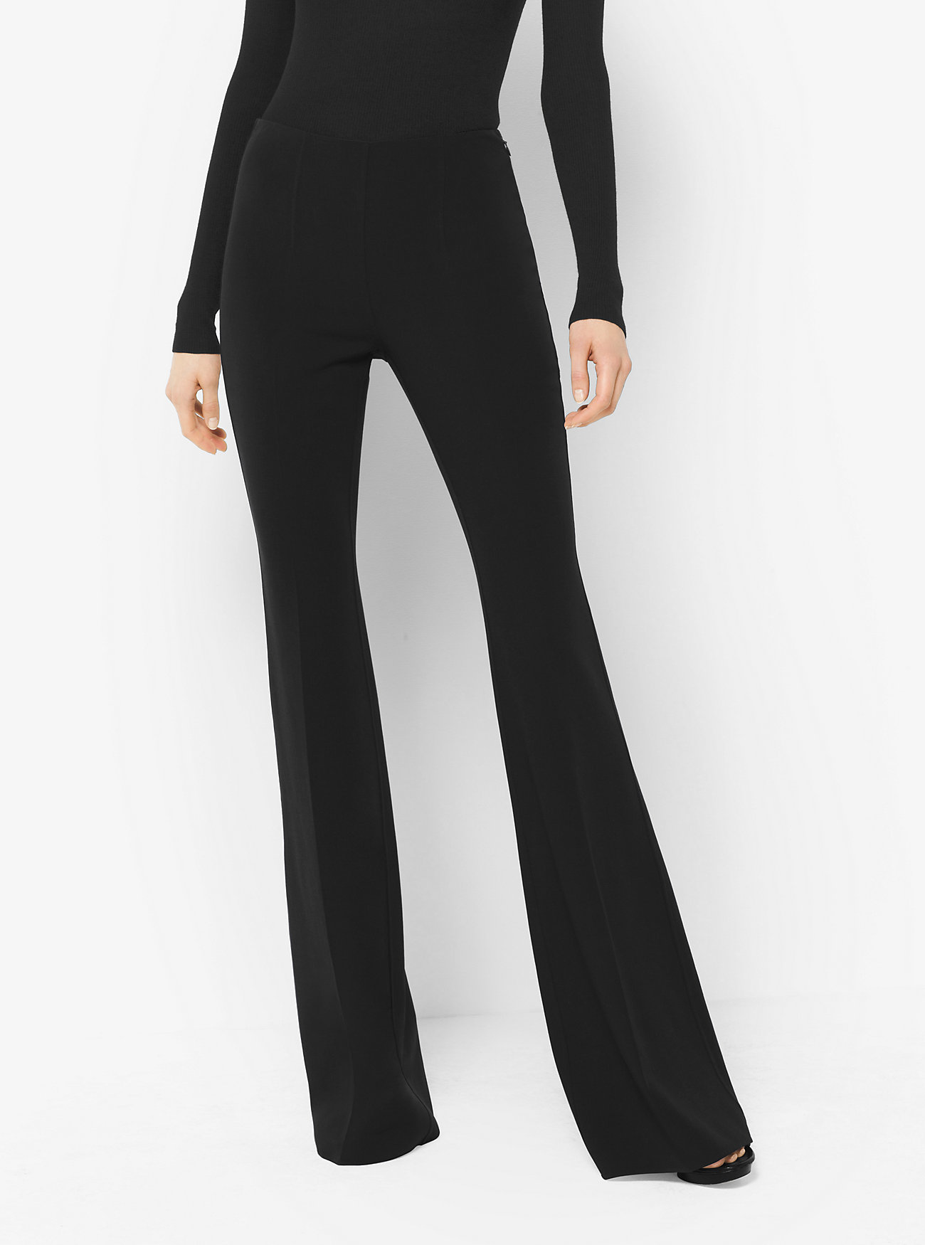 Расклешенные брюки из эластичной шерсти Michael Kors, черный брюки из эластичной шерсти uniqlo черный