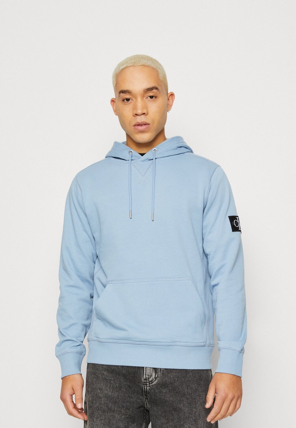 

Худи Calvin Klein Jeans