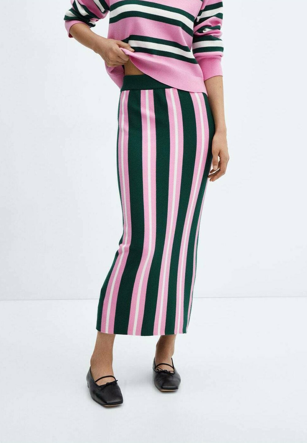 

Длинная юбка Carla Mango, цвет roze