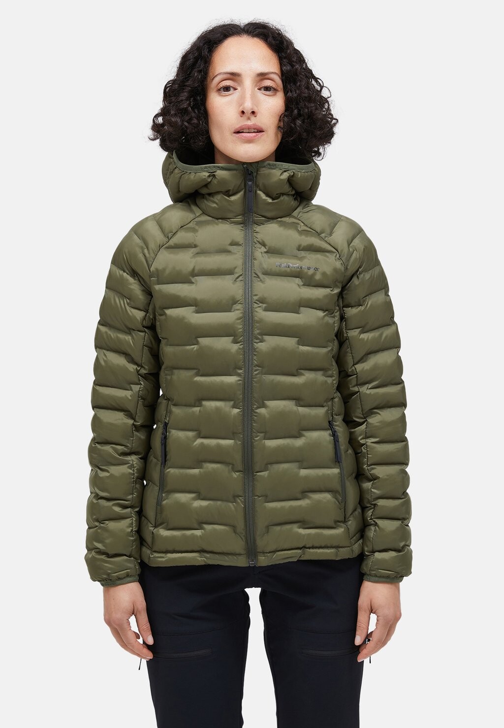 

Куртка зимняя W ARGON HOOD Peak Performance, цвет olive