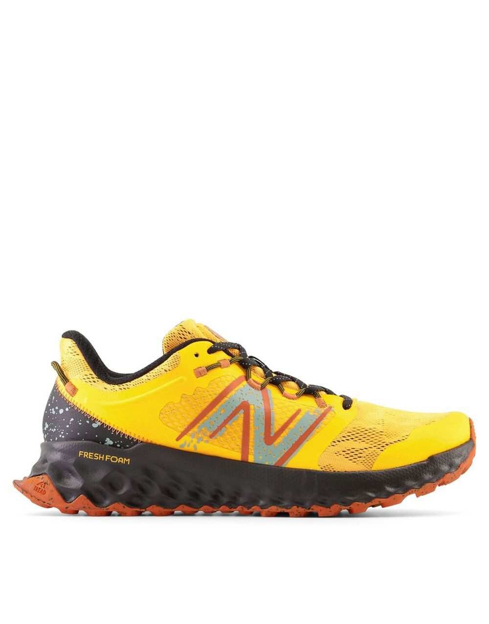 

Оранжевые кроссовки New Balance GARO