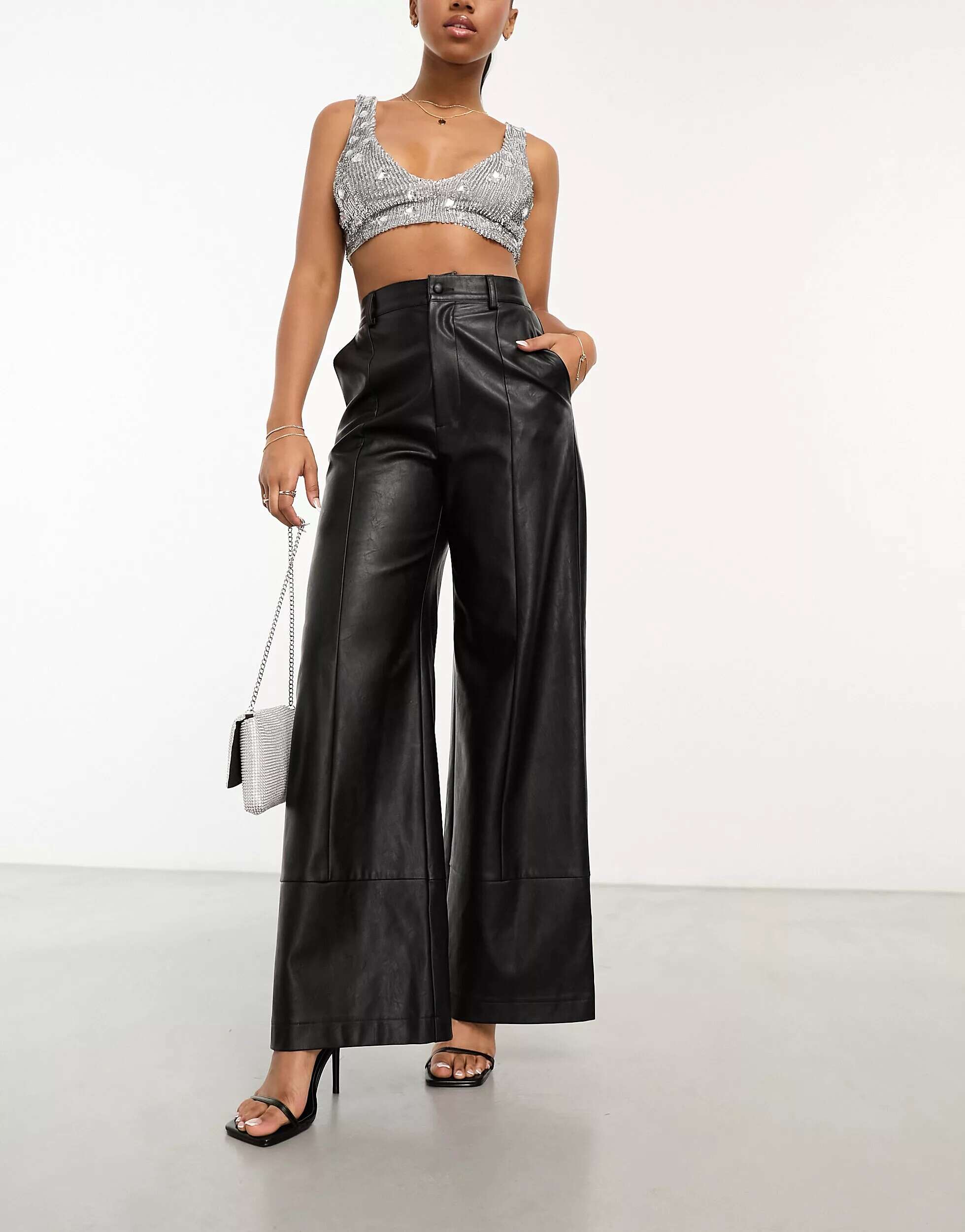Черные широкие брюки из искусственной кожи Bardot