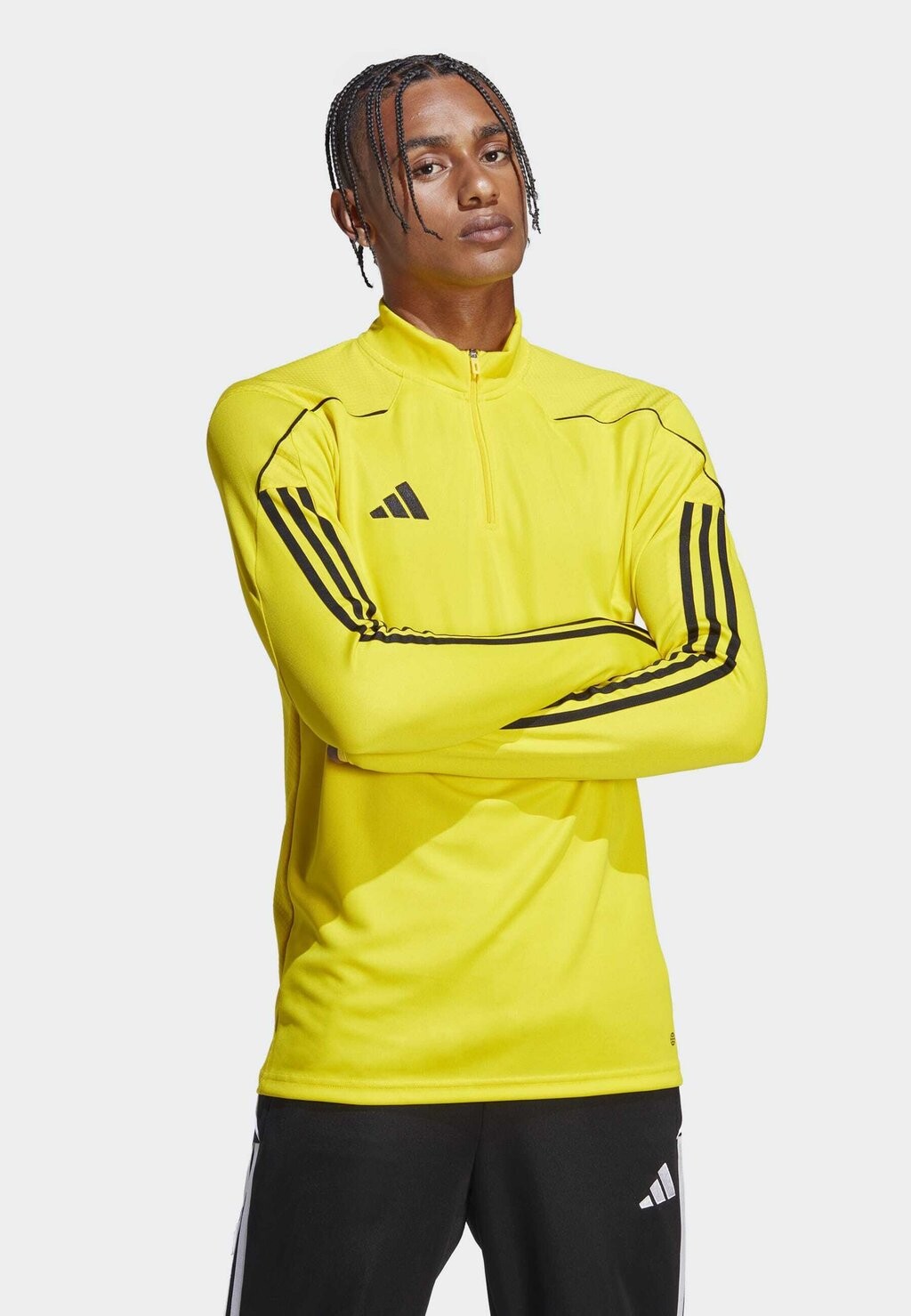 

Футболка Adidas
