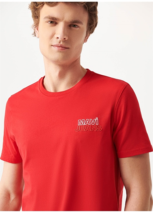 Приталенная красная мужская футболка с круглым вырезом с принтом Mavi