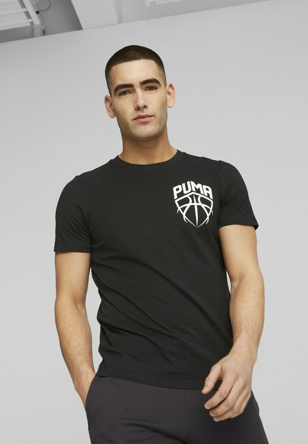 

Футболка с принтом BLUEPRINT BASKETBALL Puma, черный