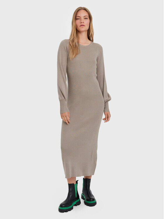 

Трикотажное платье приталенного кроя Vero Moda, бежевый