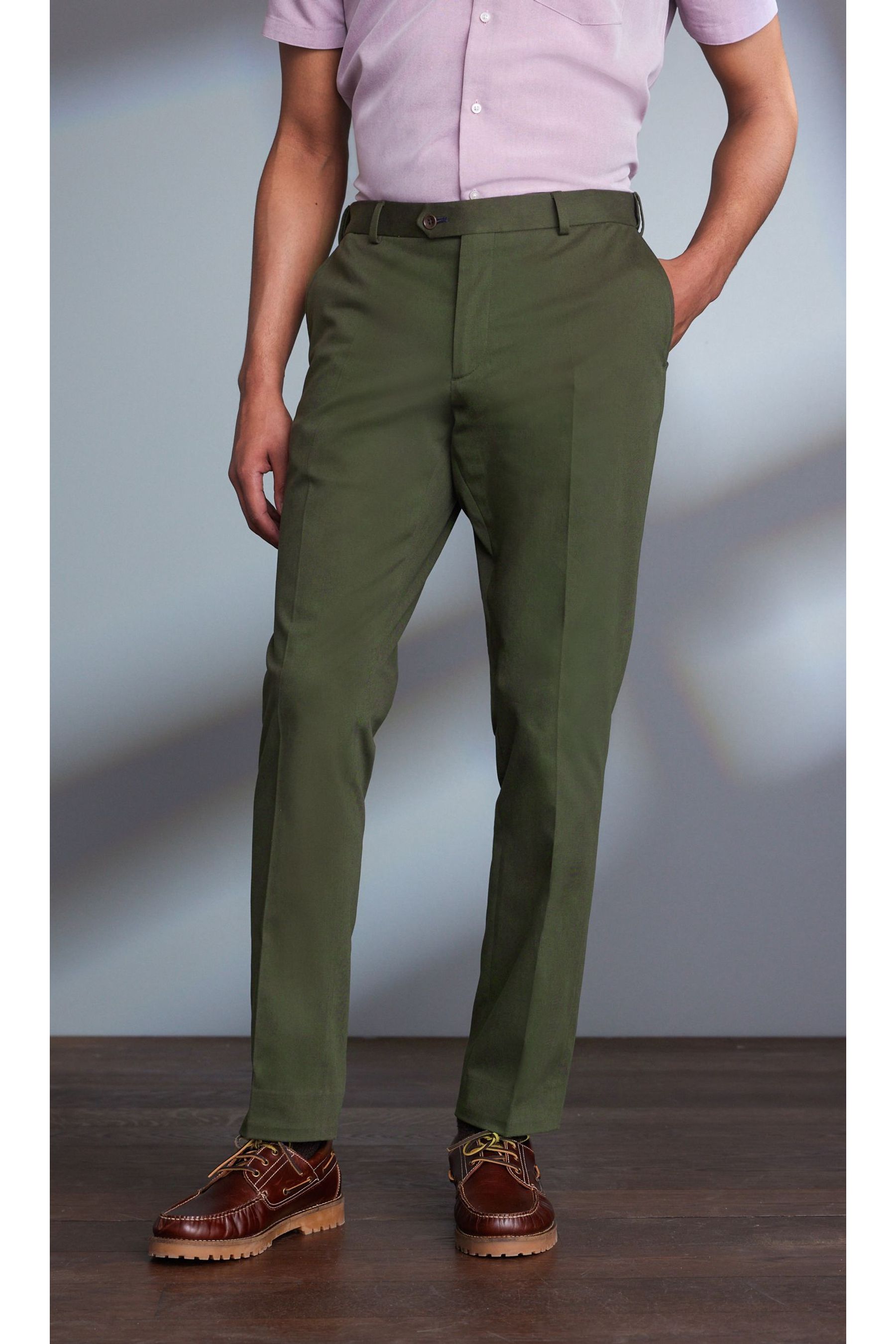 Фирменные брюки-чиносы из ткани Nova Fides Next, зеленый