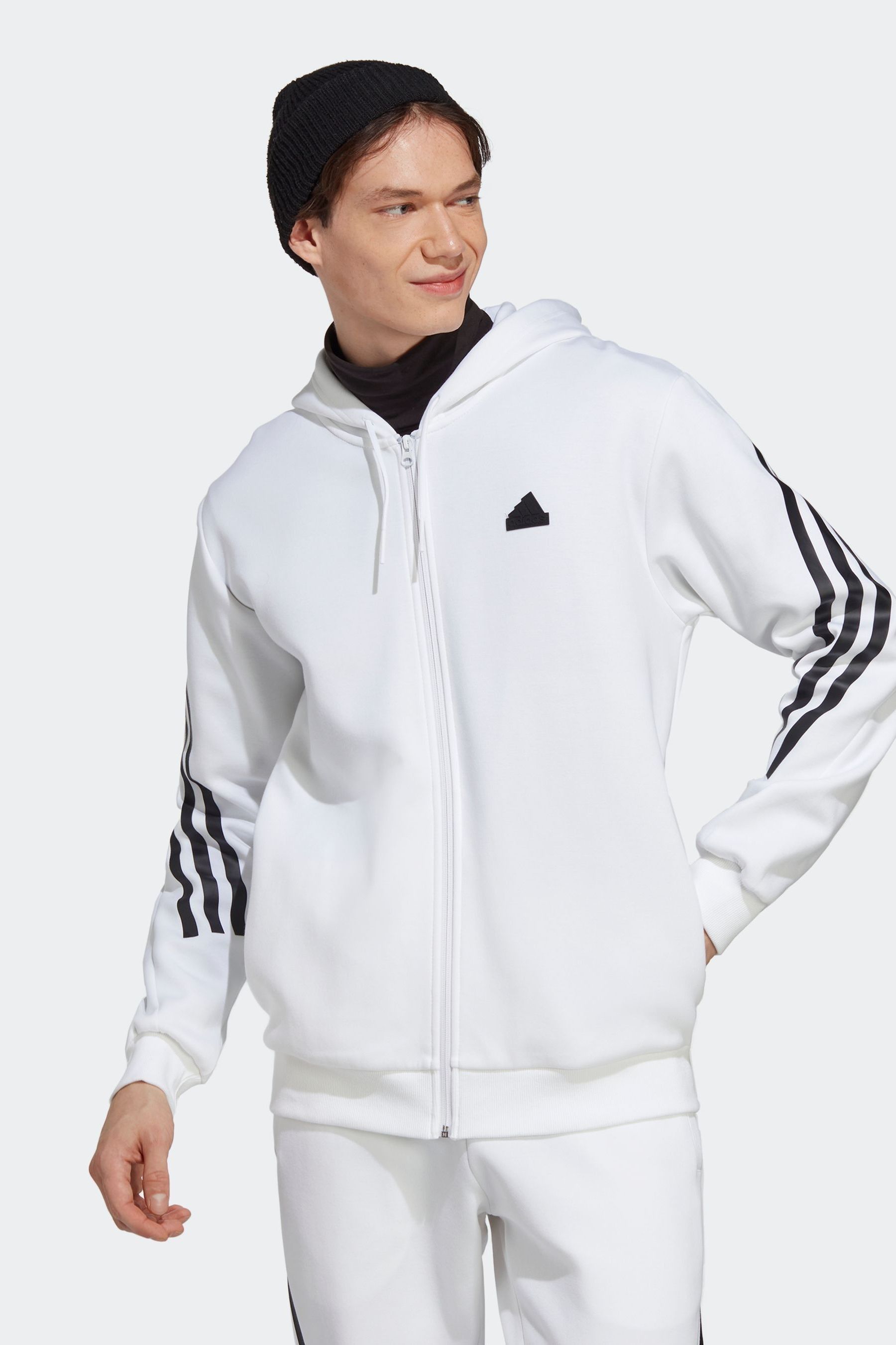 17960 Adidas костюм