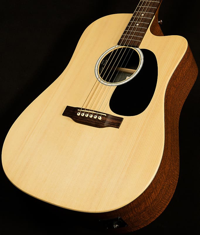 цена Акустическая гитара Martin Guitars DC-X2E