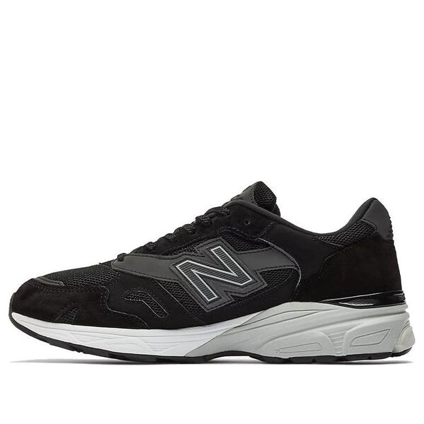 

Кроссовки 920 сделано в Англии New Balance, черный