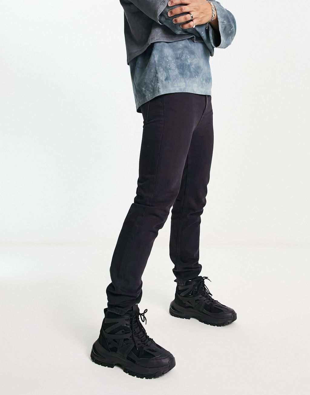 Черные зауженные джинсы COLLUSION x003