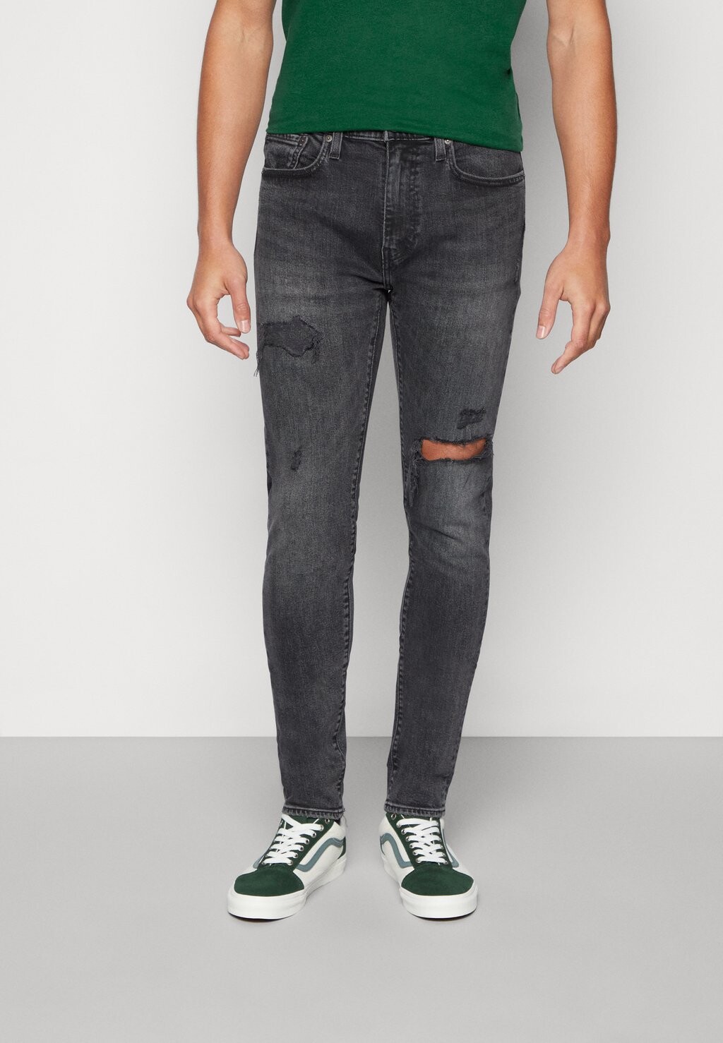 

Зауженные джинсы Levi's
