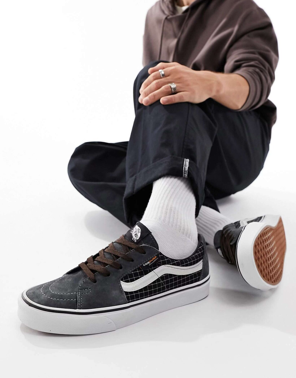 

Кроссовки Vans SK8-Low из кордуры оловянно-серого цвета, Серый