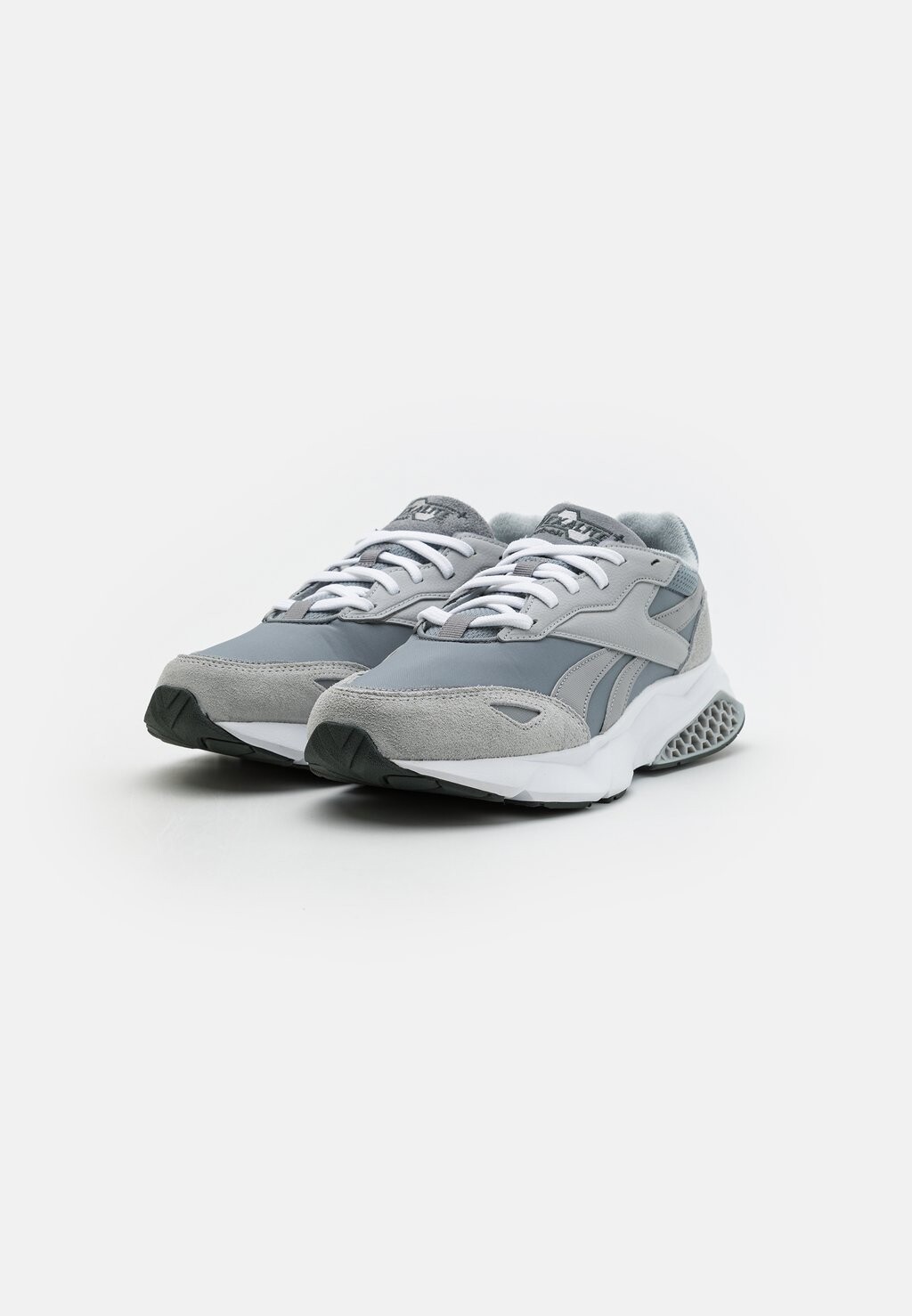 Кроссовки Reebok HEXALITE LEGACY 1.5 UNISEX, цвет pure grey кроссовки reebok cl hexalite legacy unisex белый красный