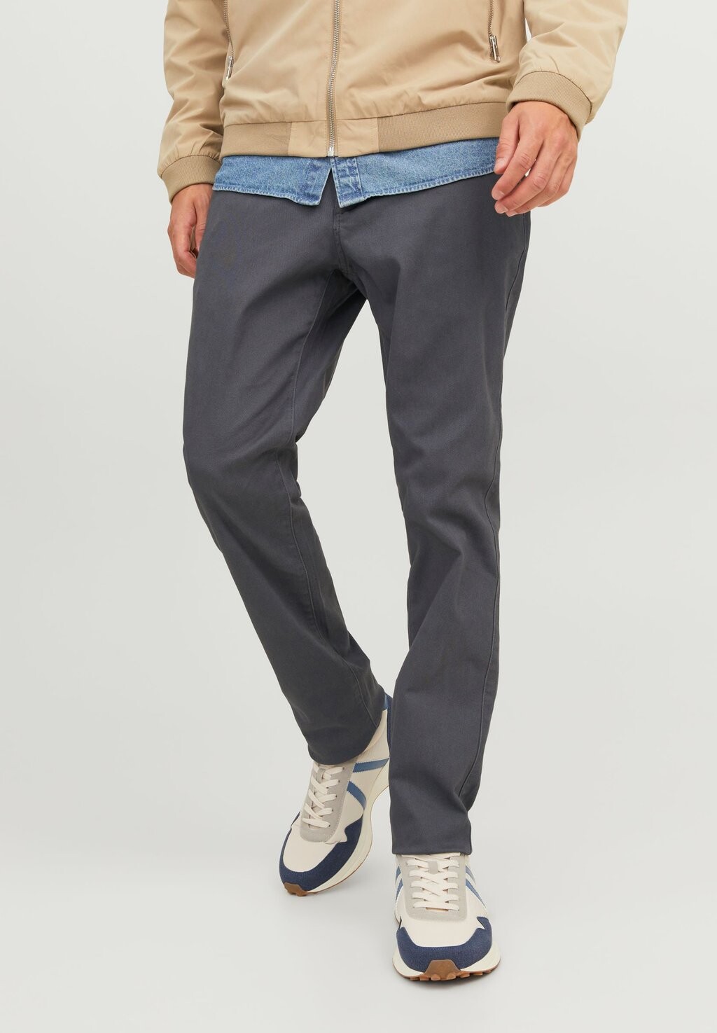 

Чино JPSTMARCO JJDAVE Jack & Jones, асфальт