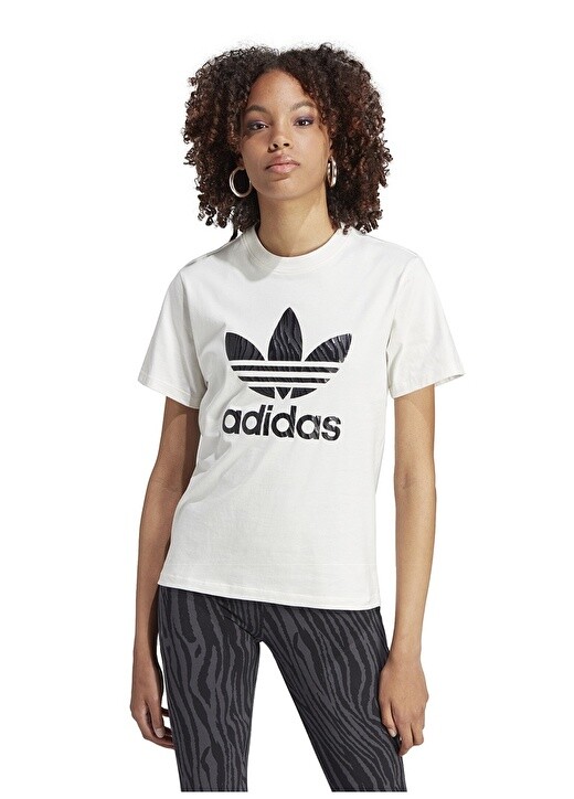

Футболка Adidas
