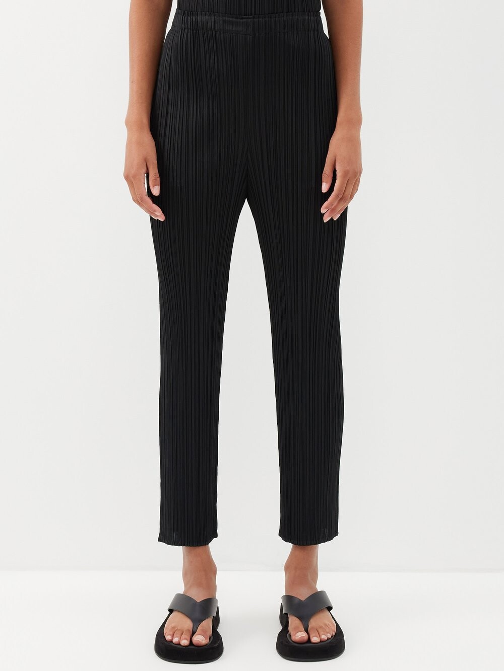 

Брюки со складками Pleats Please Issey Miyake, черный