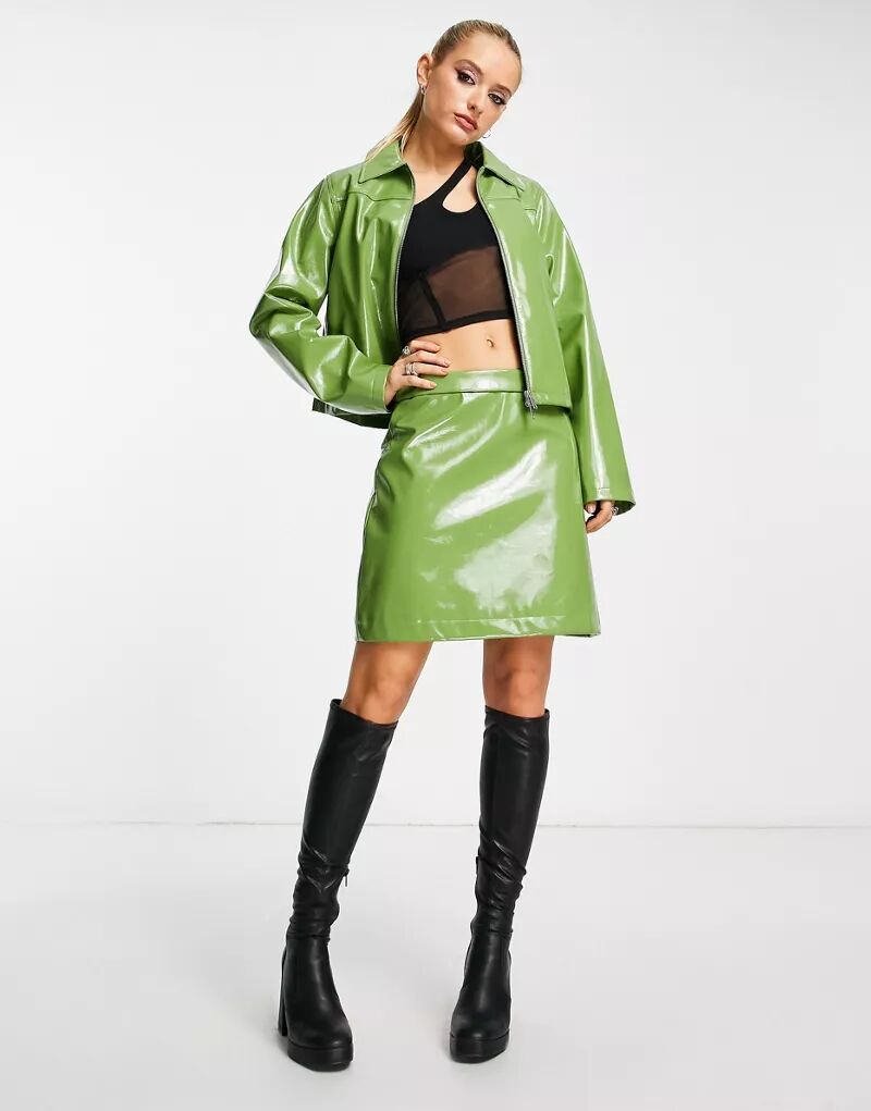 цена Короткая юбка А-силуэта Envii из ПУ зеленого цвета, однотонная