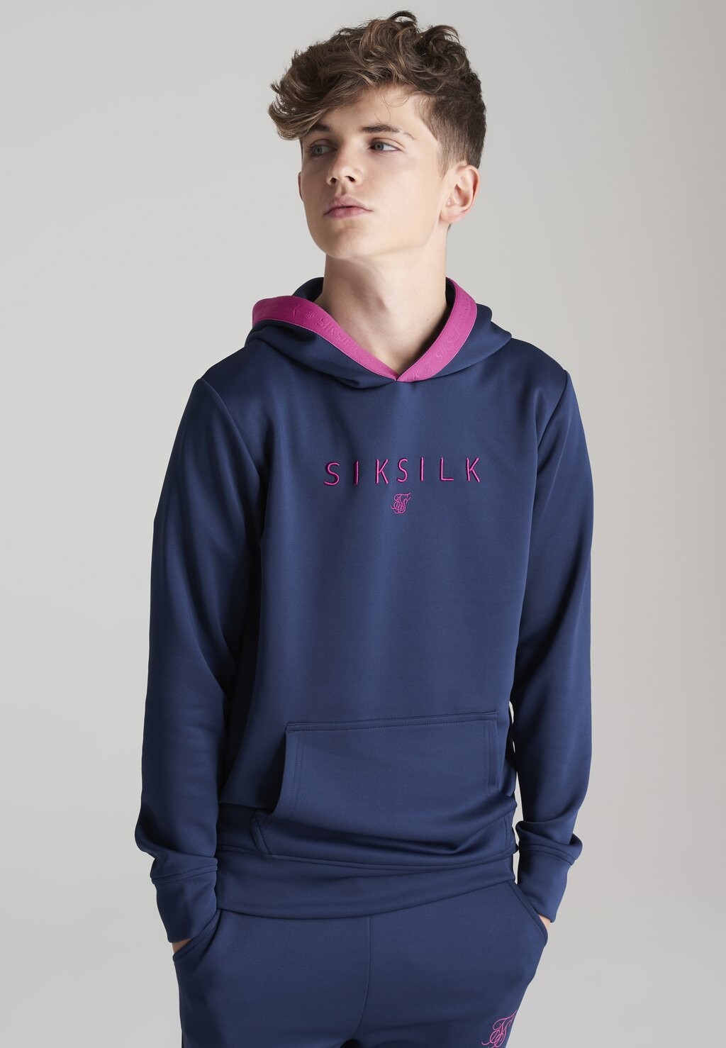 

Толстовка TAPED OVERHEAD SIKSILK, цвет navy/pink