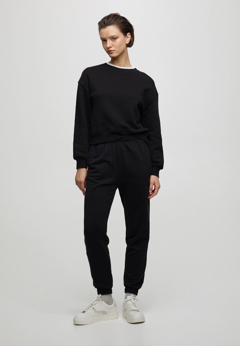 

Толстовка SET PULL&BEAR, цвет black