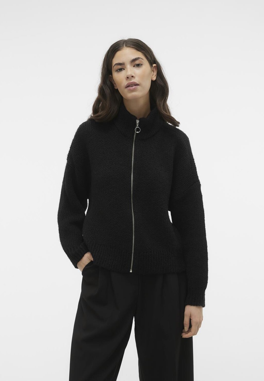 

Куртка Vero Moda Petite КАРДИГАН НА МОЛНИИ VMYOKO, черный