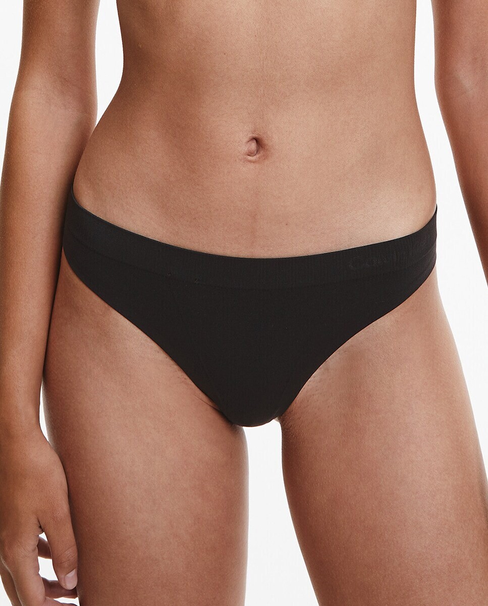 

Связанные гибкие стринги Calvin Klein, черный