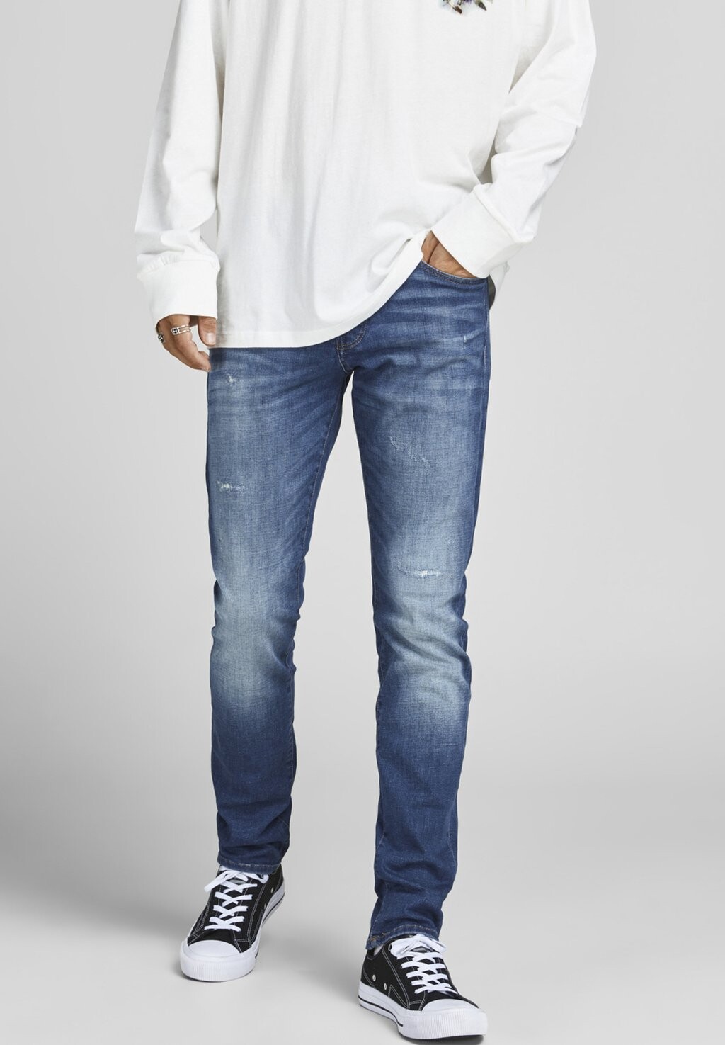 

Джинсы Slim fit Jack & Jones