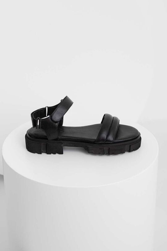 

Кожаные сандалии Answear Lab, черный