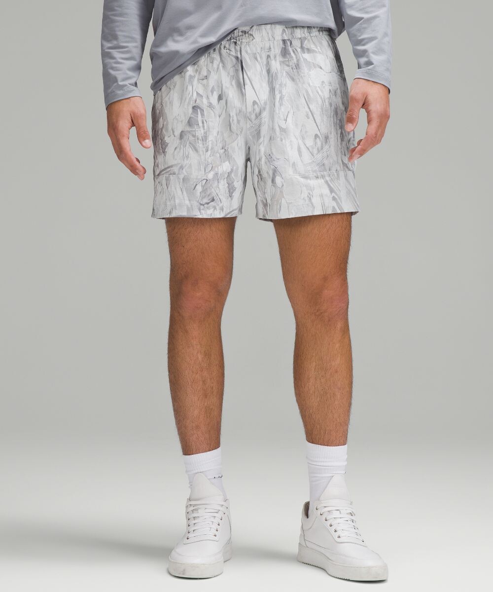 

Шорты Lululemon