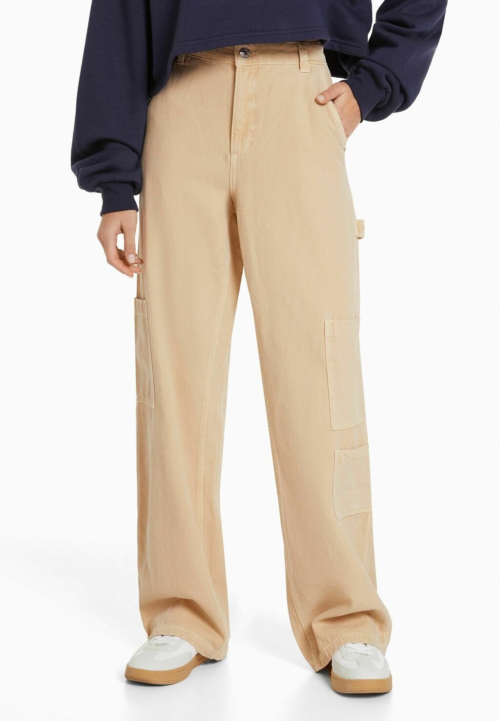 

Брюки карго Bershka