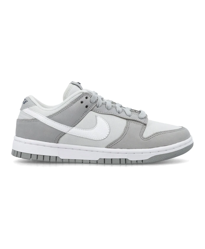 

Кроссовки Nike, серый
