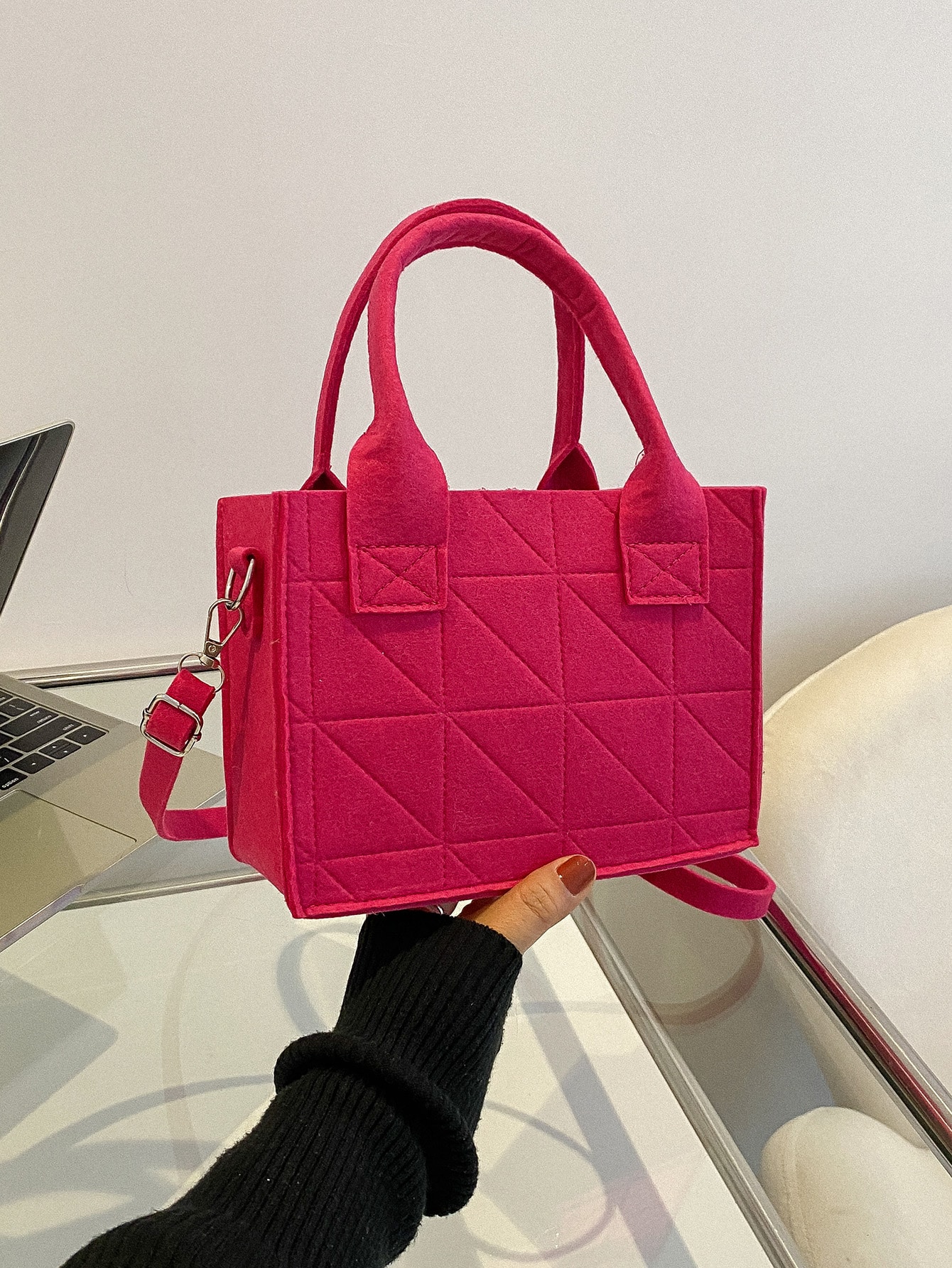 Неоново-розовая квадратная сумка с вышивкой, ярко-розовый